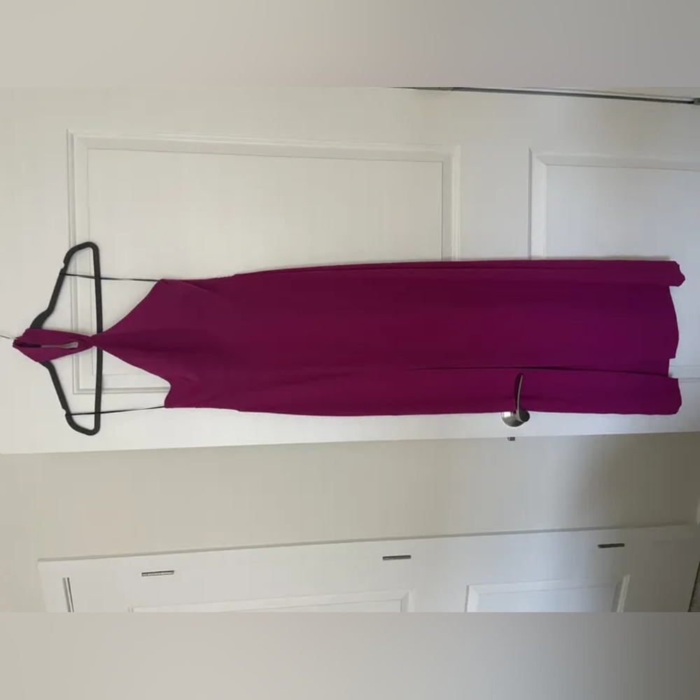 BlackFridaySale AMANDA UPRICHARD QUEEN GOWN đź’– - Picture 4 of 9